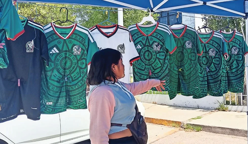 Crece el entusiasmo de aficionados por vestir ‘la verde’… ‘pirata’