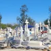 Familias hermosillenses visitan a sus padres en los panteones en su día