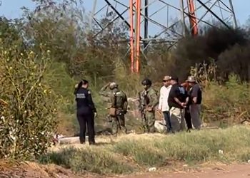 Abandonan cuerpo de hombre desnudo en el Valle del Yaqui