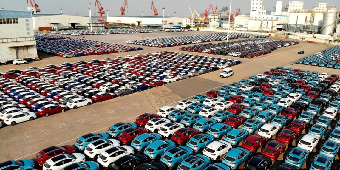 Avanza en EU proyecto de ley contra vehículos chinos