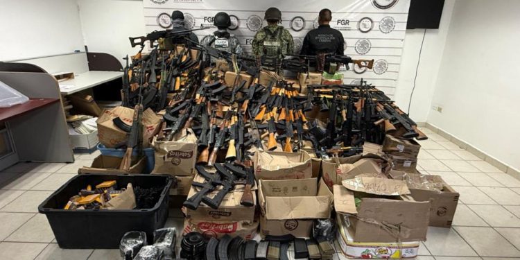 Asegura Mesa Estatal de Seguridad arsenal de alto poder en San Luis Rio Colorado