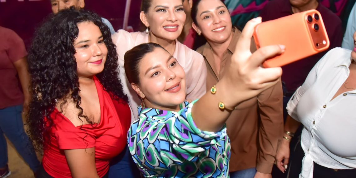 Celebra Lorenia Valles reapertura a exportaciones de ganado