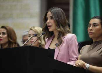Trabaja Diana Karina Barreras desde el Congreso para garantizar salas de lactancia