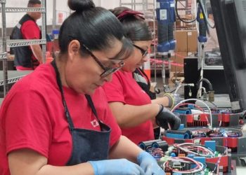 Cae en México actividad industrial por freno en la construcción