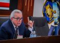 Rocha Moya asegura que está en su casa