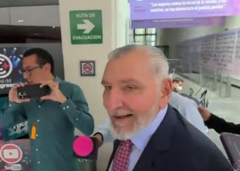 Adán Augusto reaparece en el Senado