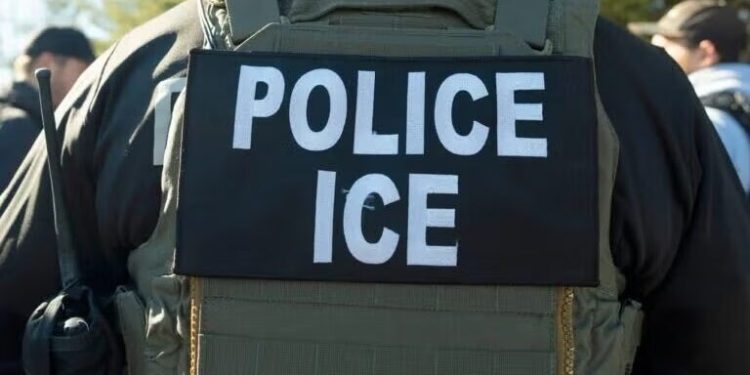 Dan seguimiento a caso de mexicano atropellado tras huir de ICE