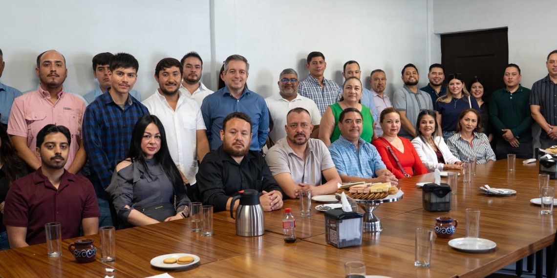 Omar Del Valle Colosio suma a jóvenes, profesionistas y familias de Nogales al diálogo por Sonora