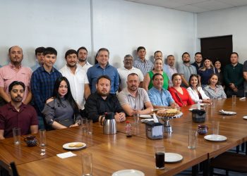 Omar Del Valle Colosio suma a jóvenes, profesionistas y familias de Nogales al diálogo por Sonora