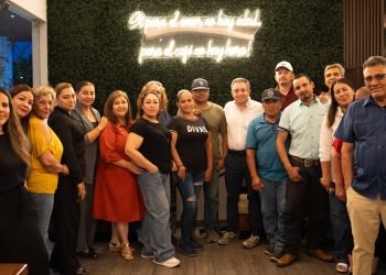 Entre tradiciones y cercanía ciudadana, Omar Del Valle Colosio fortalece encuentros en Ures y Nacozari