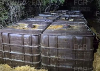 Aseguran 8 mil litros de combustible tras localizar toma clandestina en Hermosillo