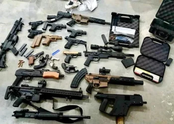 Confisca EU 138 armas destinadas a México