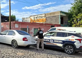 Hallan a joven asesinado con arma blanca en colonia El Mariachi