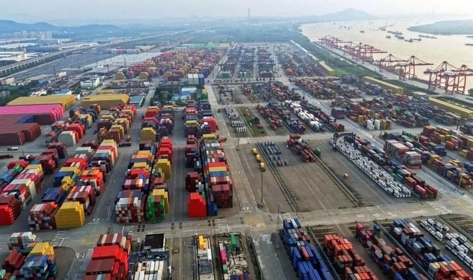 Alcanzan exportaciones de México a EU récord en 242,903 mdd