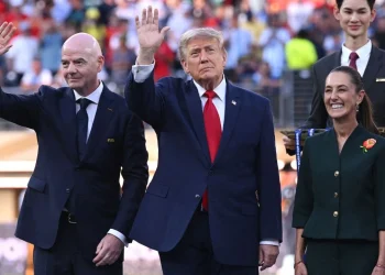 Sheinbaum participa en la entrega de la Copa del Mundial 2026