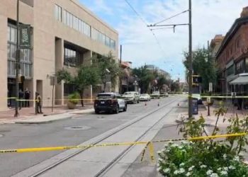 Un tiroteo en el centro de Tucson deja 10 heridos graves, incluido el sospechoso