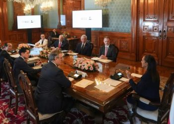 Para salvar el T-MEC, México acepta la agenda de Trump