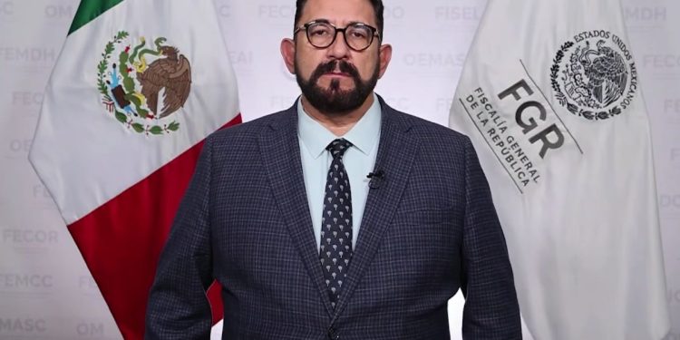 Renuncia Ulises Lara a la FGR tras revés de la fiscalía en Caso Agronitrogenados