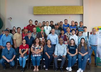 Respalda Omar Del Valle Colosio a deportistas y promueve una cultura deportiva en Sonora