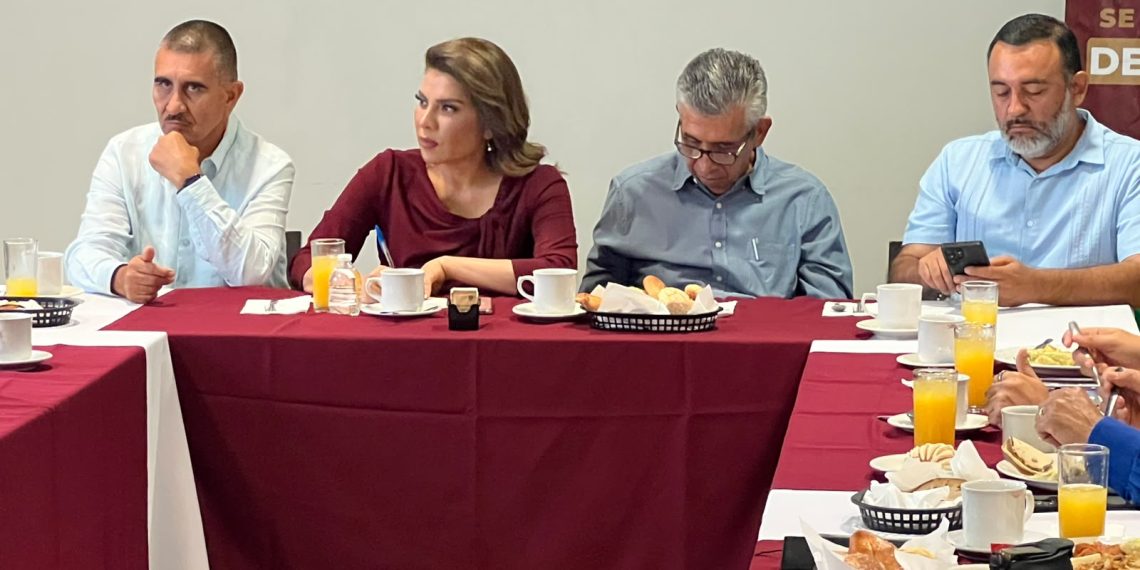CTM Sonora respalda a Lorenia Valles en proceso interno