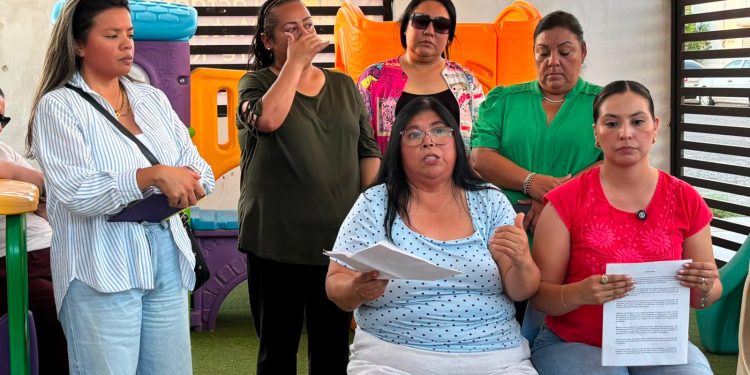 Maestras de la base social exigen la destitución de Lizeth Villalobos