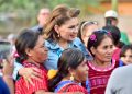 Lorenia Valles reafirma compromiso con las familias del Poblado Miguel Alemán