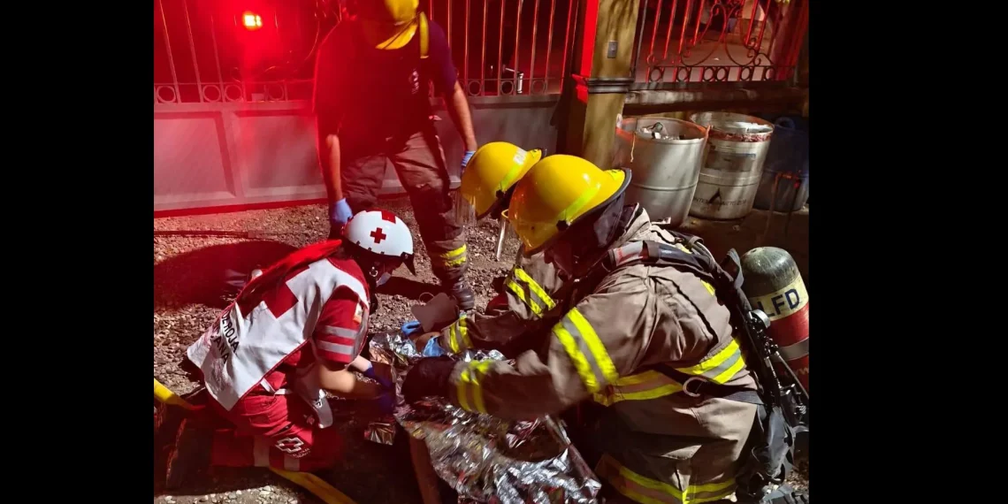 Deja explosión a herido grave en la comisaría Miguel Alemán