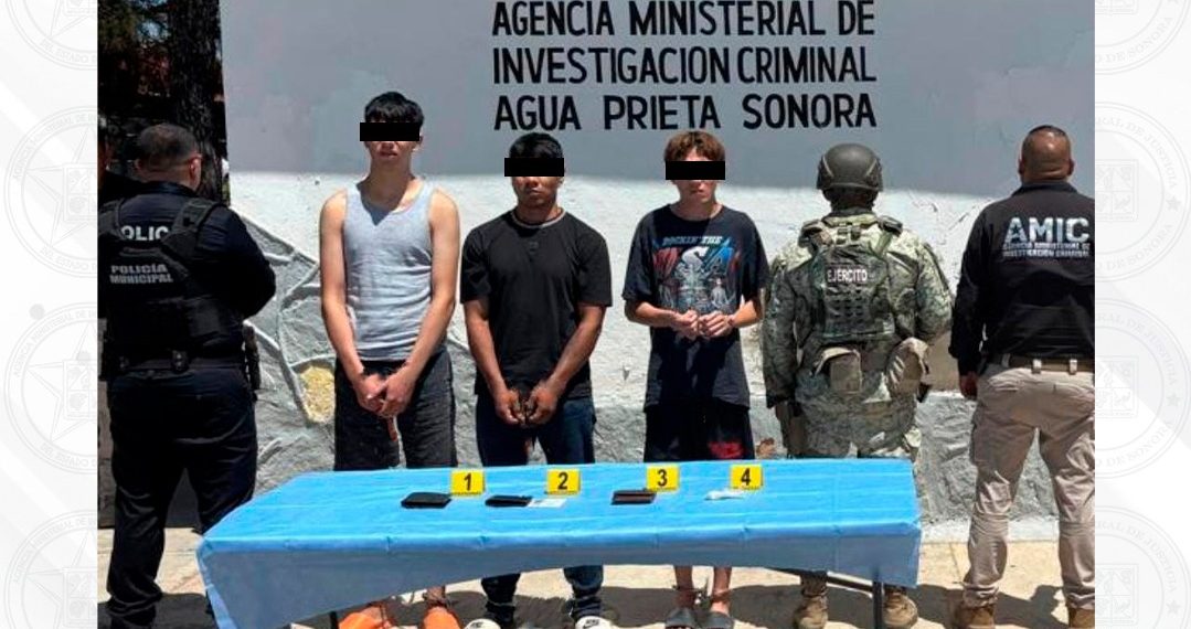 Ejecuta Fiscalía de Sonora cateo y detiene a tres personas en flagrancia por delitos contra la salud en Agua Prieta