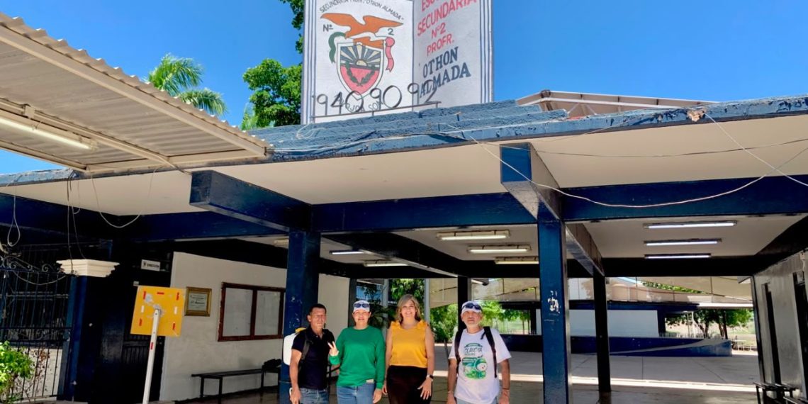Diputada Claudia Bours refuerza acciones de prevención con programa de fumigación en escuelas de Navojoa