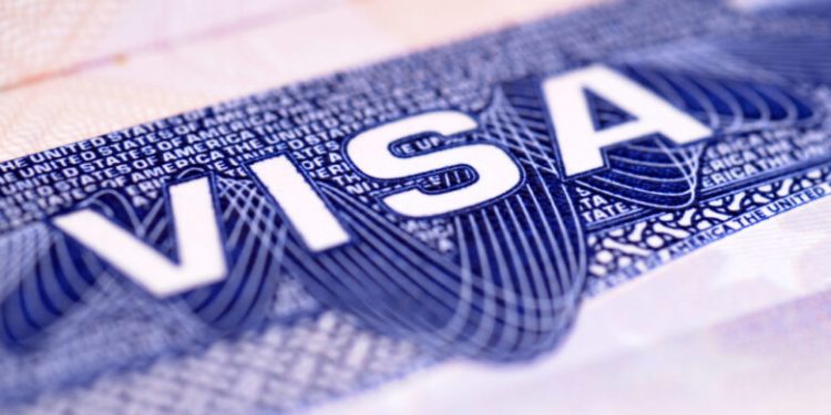 México no puede intervenir en el retiro de visas de EU: Sheinbaum