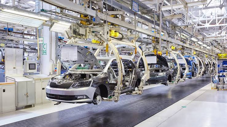 Producción automotriz se contrae 2.2% en julio