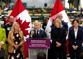 Canadá contraataca a EEUU con aranceles mientras se intensifica la guerra comercial