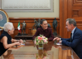Sheinbaum recibe en Palacio Nacional al historiador Niall Ferguson