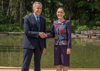 Sheinbaum sostiene llamada con Mark Carney