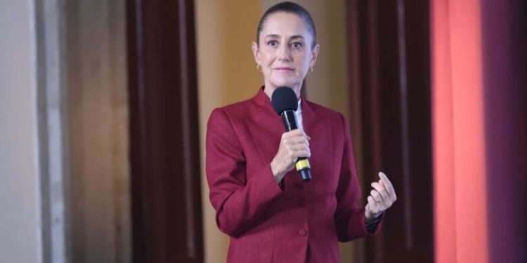 Sheinbaum anuncia aumento de lugares para estudiantes de preparatoria