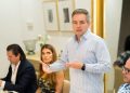 Omar Del Valle Colosio, en todos los frentes: dialoga con empresarios y camina las colonias de Hermosillo el mismo día
