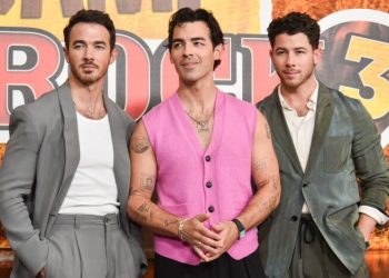 Jonas Brothers admiten que los nuevos talentos los superarían