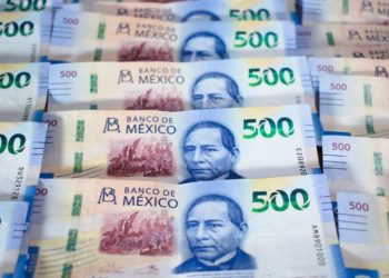Crece PIB de México, pero inversión y deuda limitan una recuperación sostenida