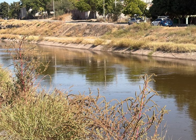 Localizan cuerpo en canal de riego en Navojoa