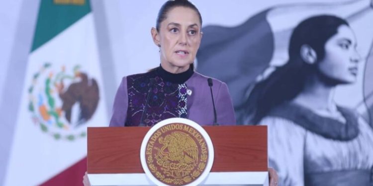 Sheinbaum plantea prohibir doble nacionalidad a gobernadores