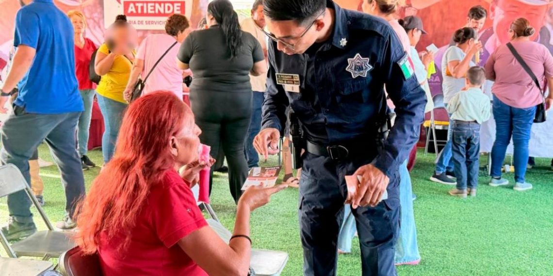 Participa Policía Estatal en Jornada de Servicios en beneficio de familias del Tazajal