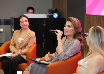 Sonora es el epicentro del desarrollo económico: Lorenia Valles a empresarias y empresarios jóvenes