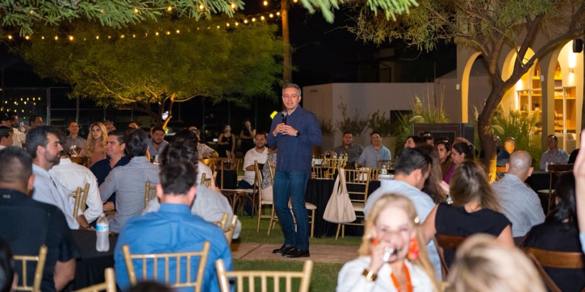 Omar Del Valle Colosio: de la colonia a la mesa empresarial en un mismo día