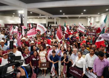 Celida López cierra con histórica asamblea ante más de 8 mil sonorenses