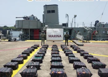 México incauta 1.6 toneladas de cocaína frente a las costas de Michoacán