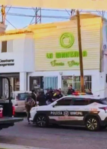 Ejecutan a hombre dentro de comercio en colonia Loma Linda