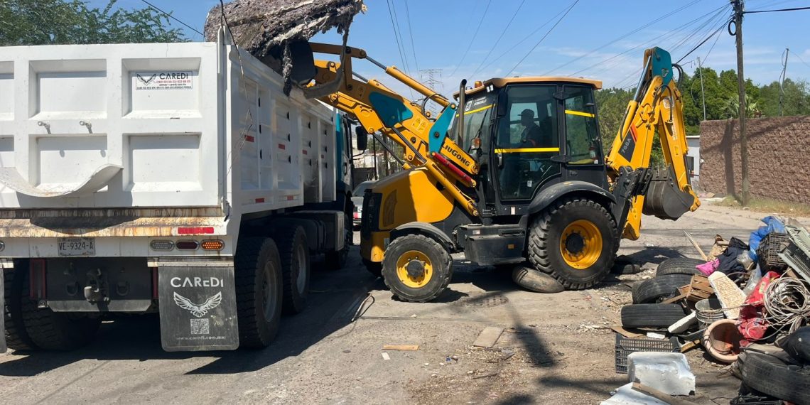 Retiran 40 toneladas de materiales en desuso en jornada de descacharre