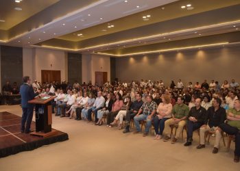 Logra Elías  Retes hacer realidad El Plan Integral para pavimentar Navojoa