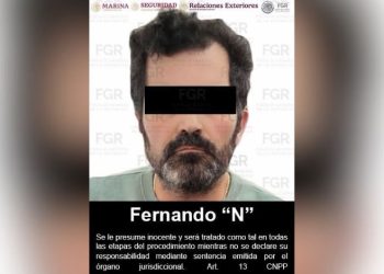 Marina quita grado de contralmirante a Fernando Farías
