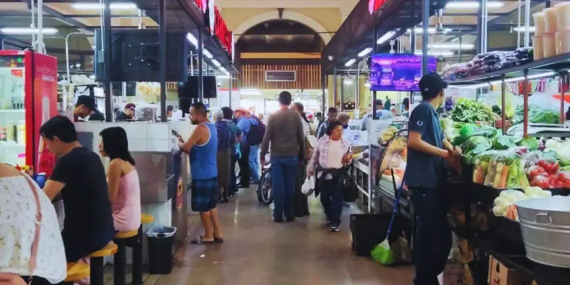 Baja presión y falta de agua en Hermosillo deja pérdidas, ventas caen hasta el 35%